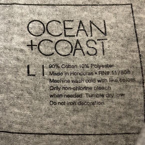 Mens T-shirt NWOT - Picture 2 of 2